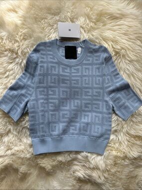 Givenchy Sweater Baby Blue / Top / T-Shirt